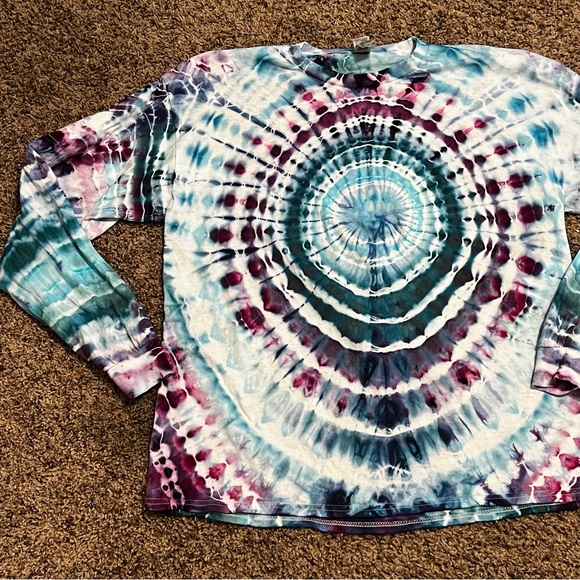 Handmade Tie Dyed Long Sleeve Shirt - Picture 4 of 10